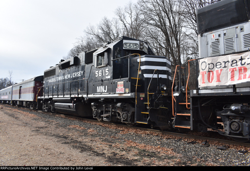 M&NJ GP38-2 # 5615 as the trailing locomotive